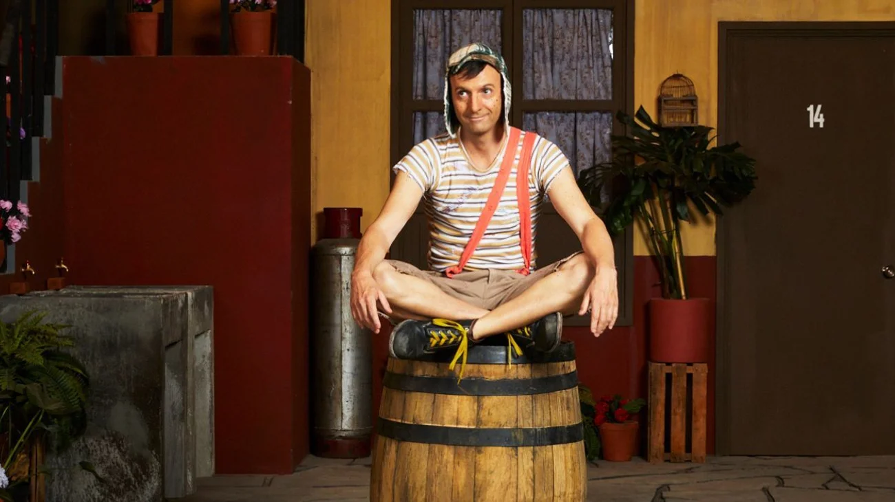 Busca_Chespirito_mostrar_a_la_persona_detras_de_la_comedia_287dfc2214