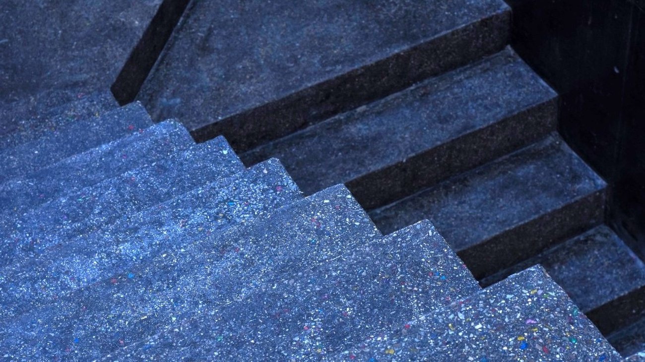 Cemex apoya economía circular; integra plástico al concreto