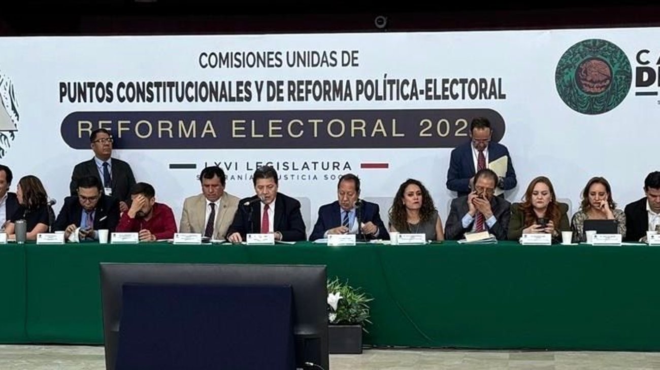 Camara_de_Diputados_03b73a2af1