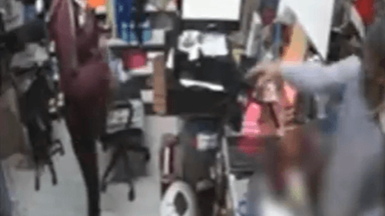 Fracasa robo a comercio en El Tajito; comerciante en alerta