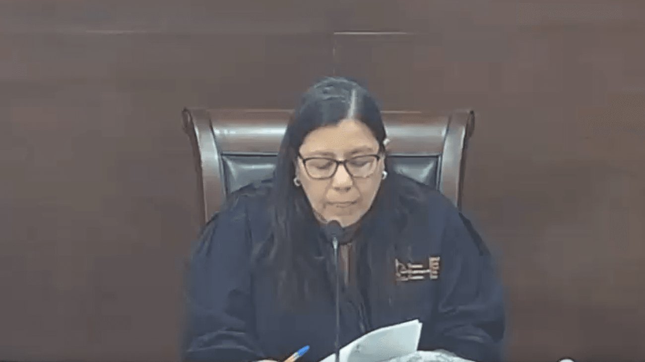 Regidora celebra resolución del Tribunal Electoral de Coahuila