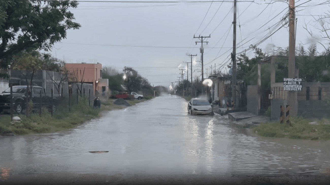 Basura en calles provoca inundaciones en Matamoros