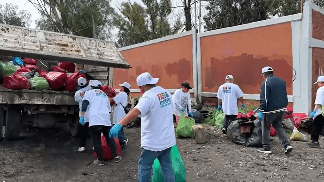 Realizan en Ecatepec la faena de limpieza más grande de México