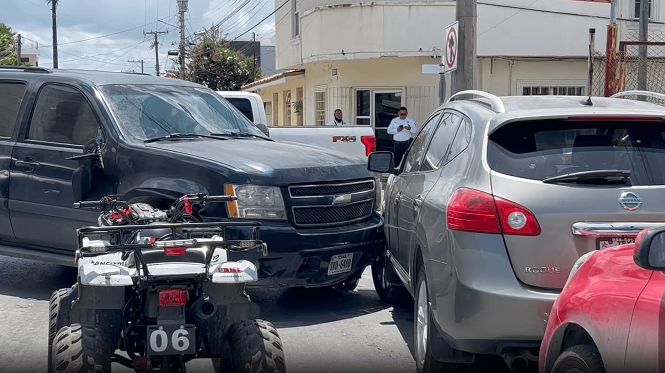 Accidentes viales dejan lesionados y daños en Matamoros