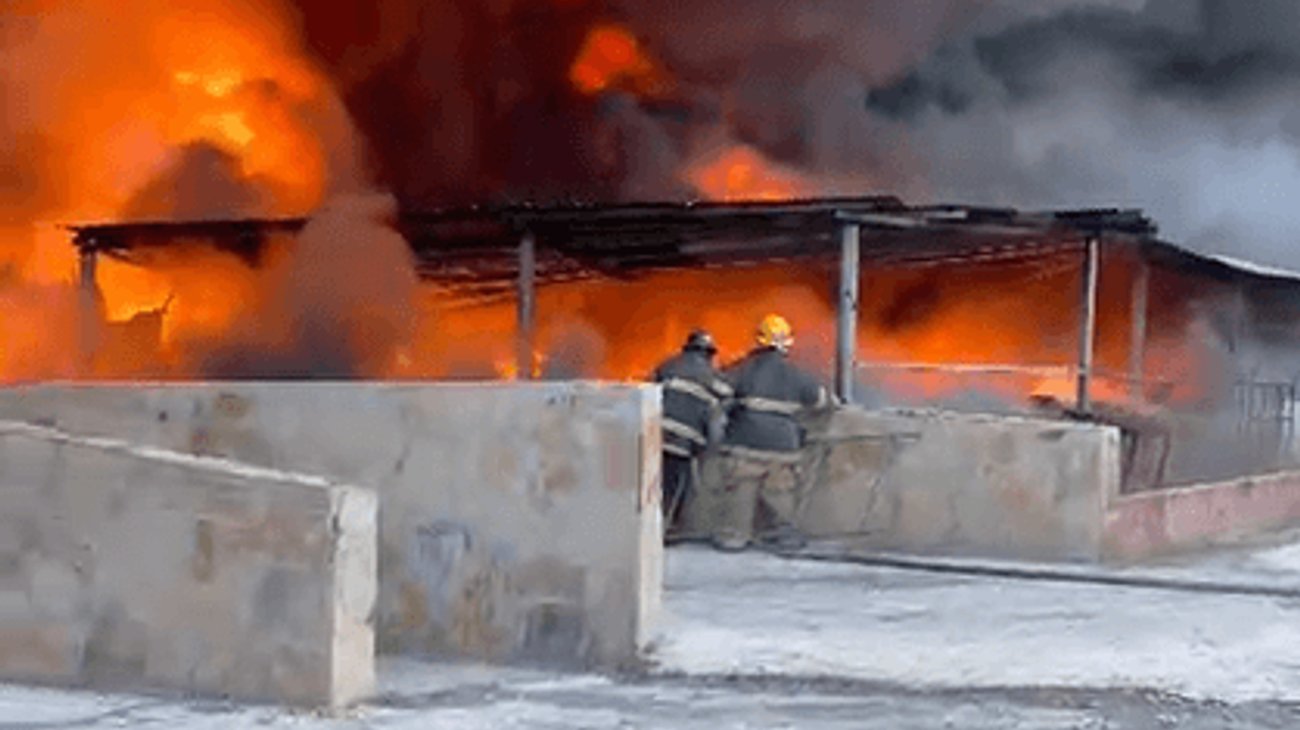 Incendio en aceitera provoca explosiones en General Zuazua