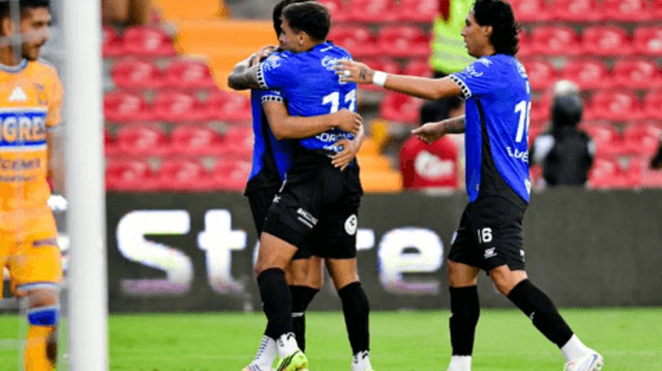 Querétaro derrota a Tigres con penal de último minuto