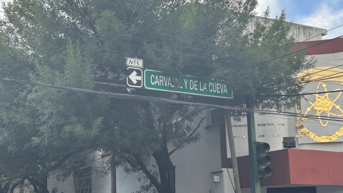 Vecinos del Centro de Monterrey llevan más de 48 horas sin luz