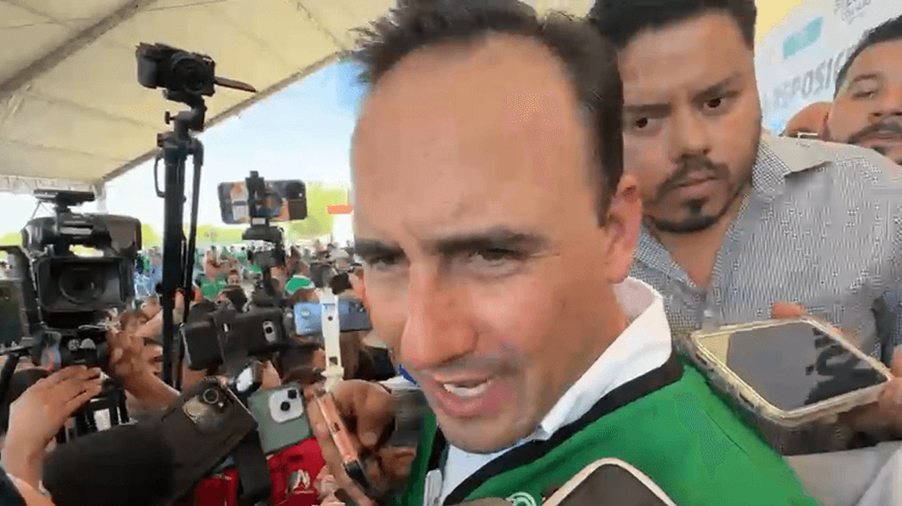 Manolo Jiménez reconoce a policías tras ataque en Candela