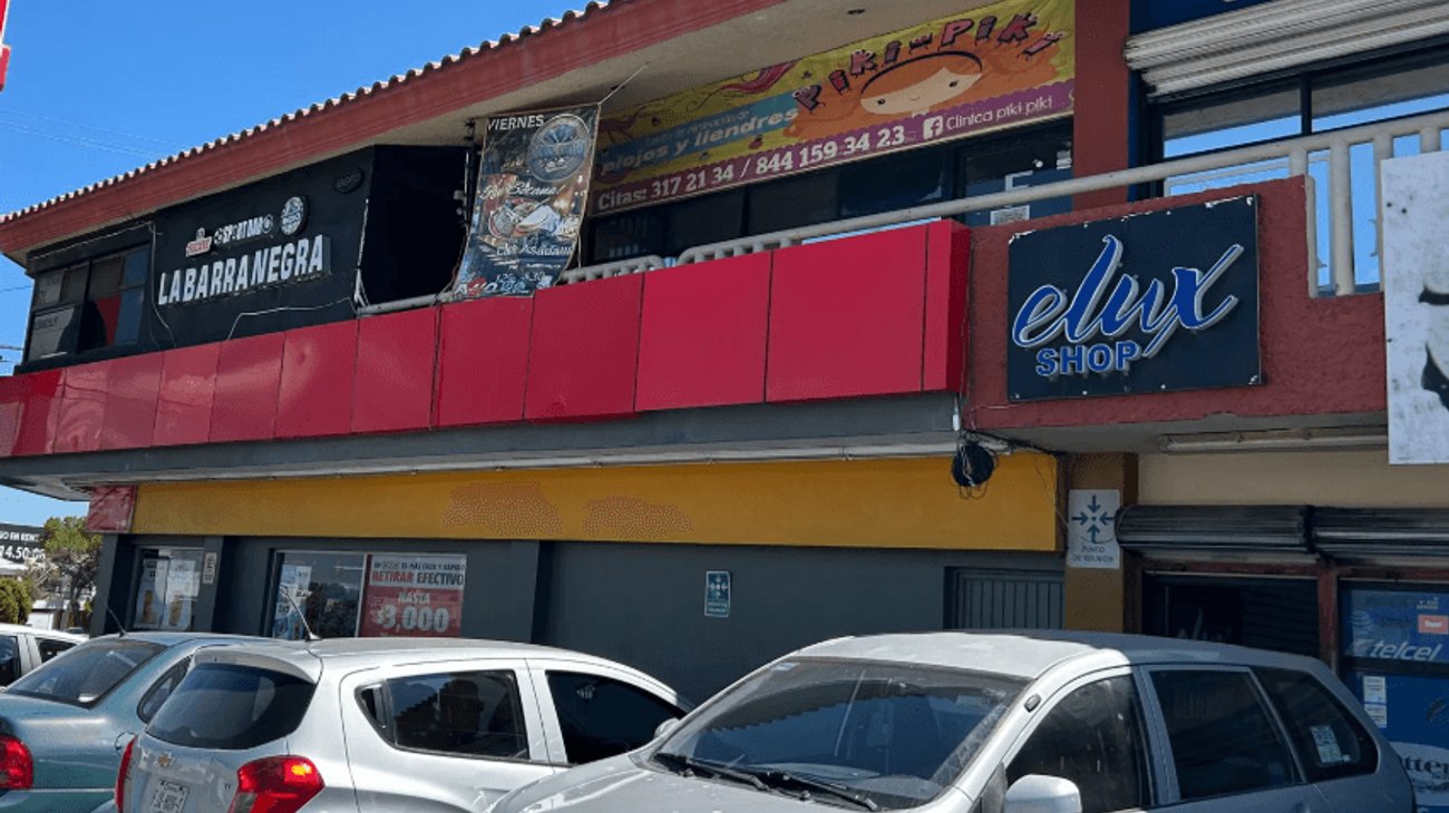 Investigan muerte de mujer tras caer por escaleras en bar