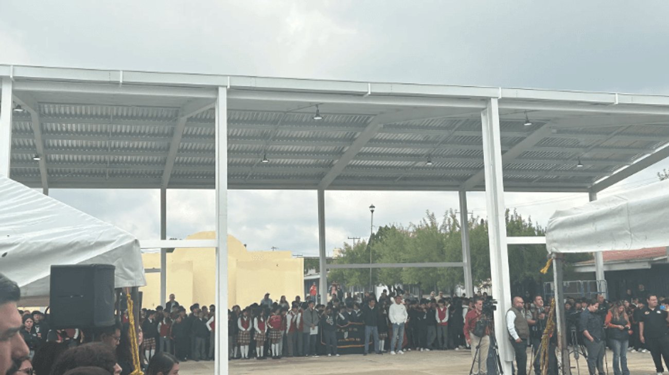 Nueva techumbre beneficia a mil 300 estudiantes en Saltillo