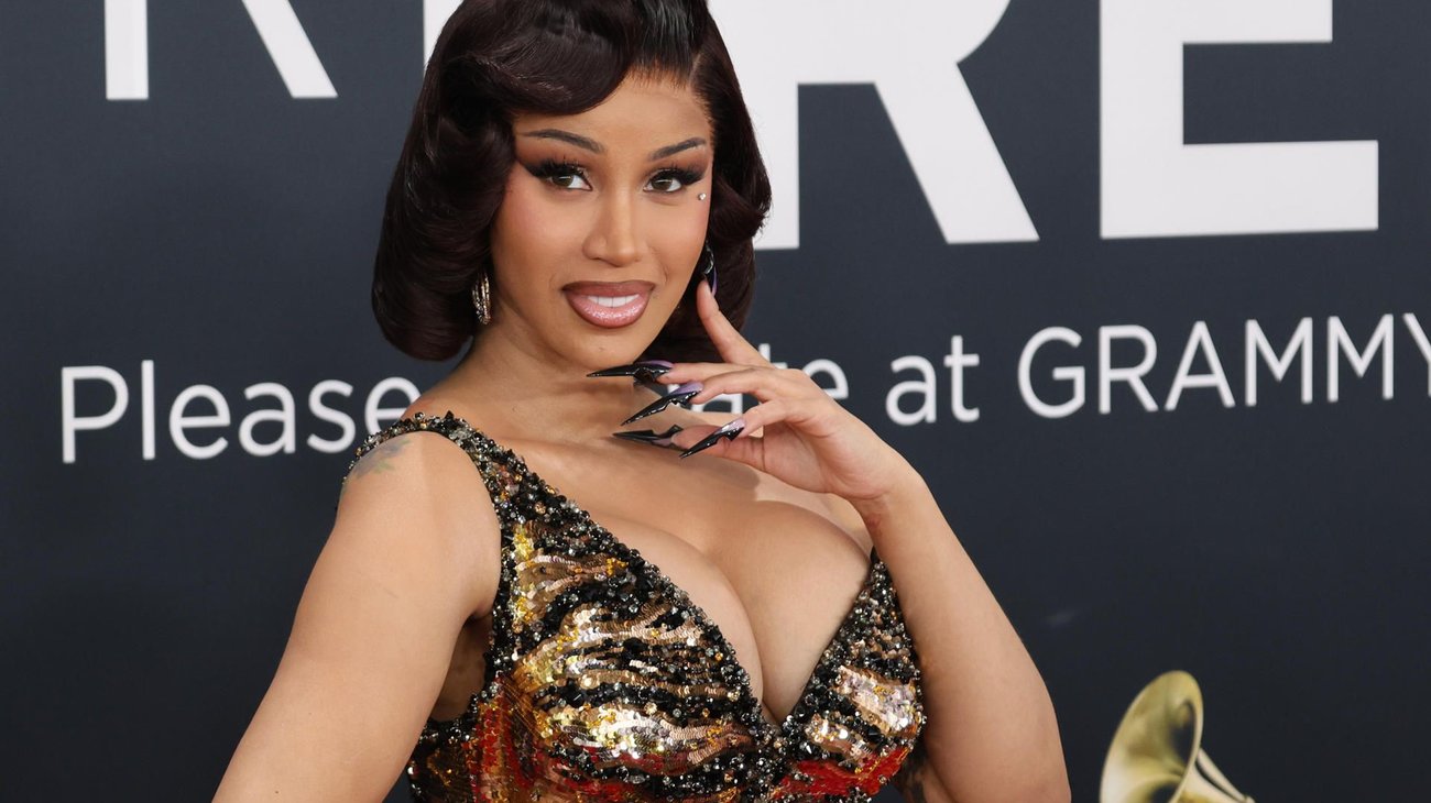 Absuelven a Cardi B de demanda de agresión contra ex empleada