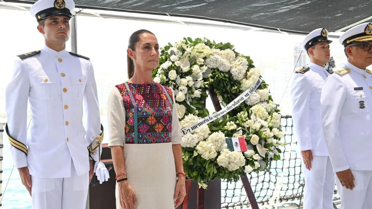 Celebran el Día de la Marina con homenaje a cadetes muertos en NY