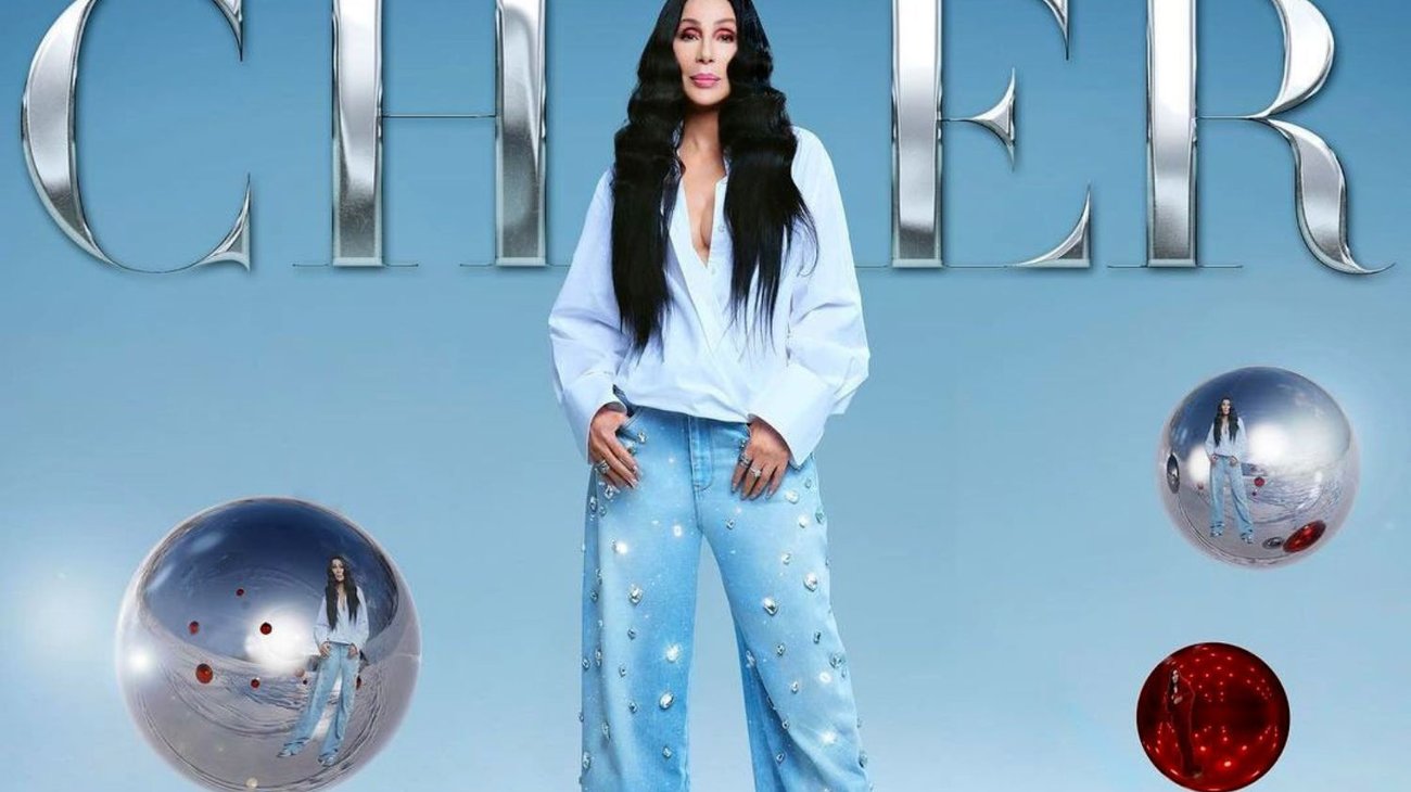 Cher presenta temas inéditos en una década en disco navideño