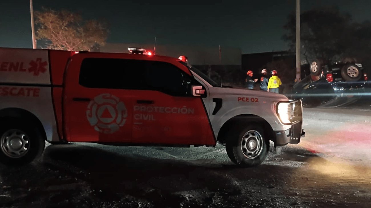 Volcadura por choque deja cuatro lesionados en Santa Catarina