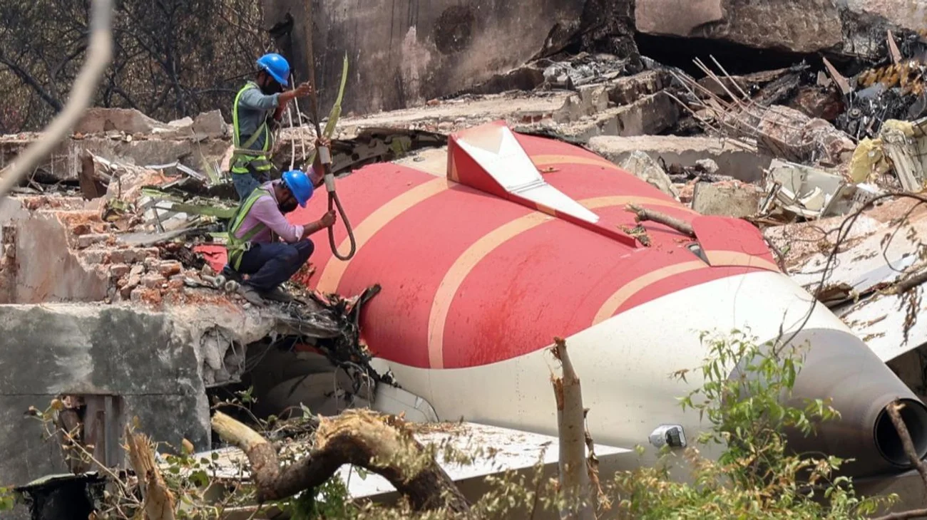 Cifra de muertos en la tragedia aérea de Air India supera los 270