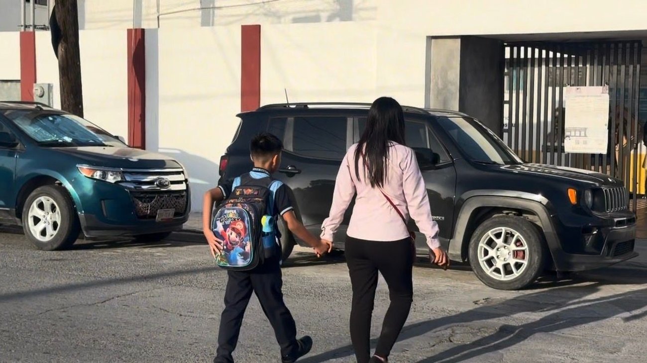 Niegan déficit de maestros en Matamoros; padres señalan ausencias