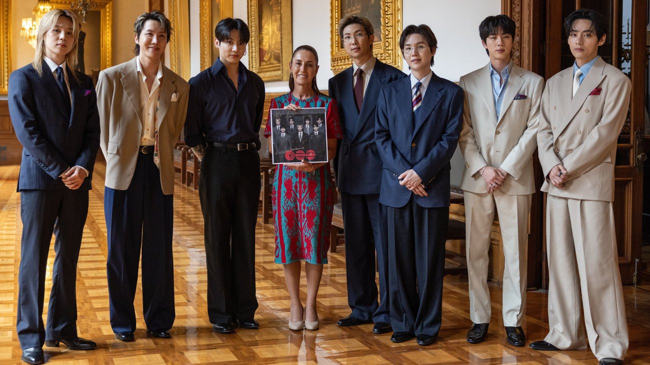 Claudia_Sheinbaum_BTS_74986f45a3
