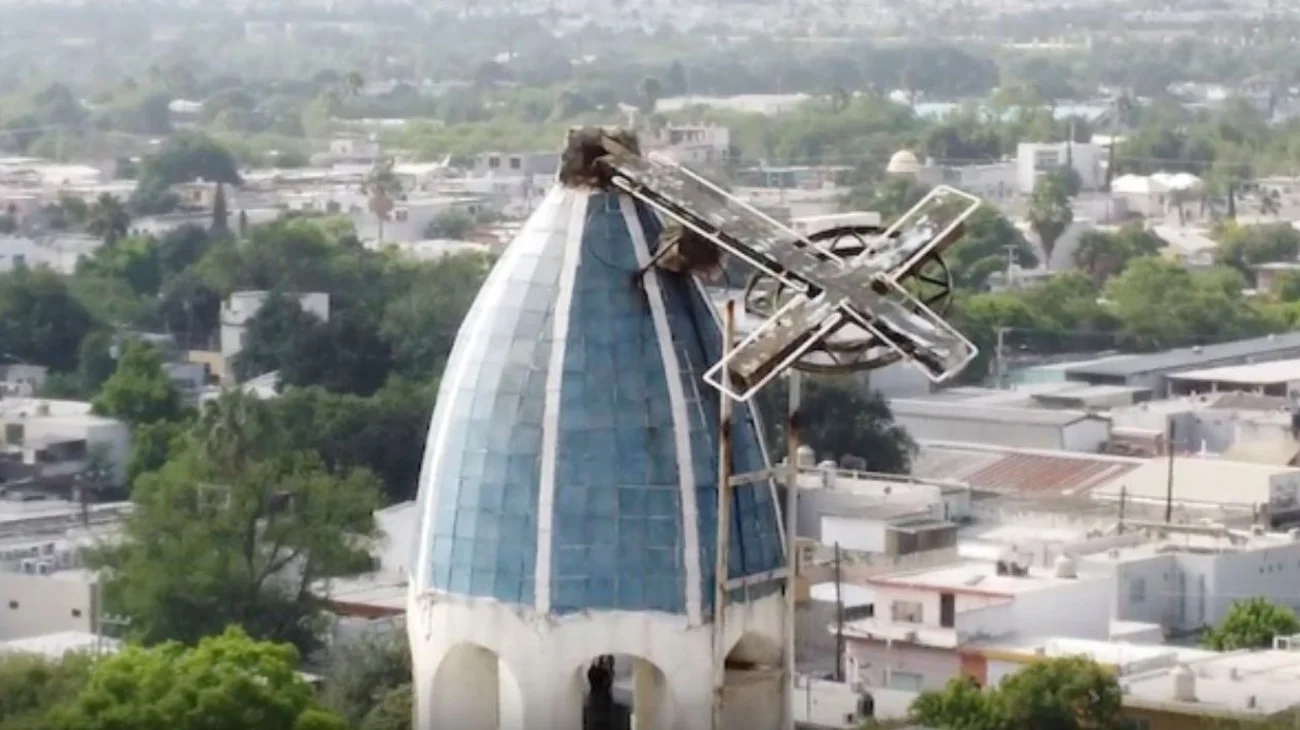 Comienza_restauracion_de_cruz_tras_danarse_estructura_22f65b6f63