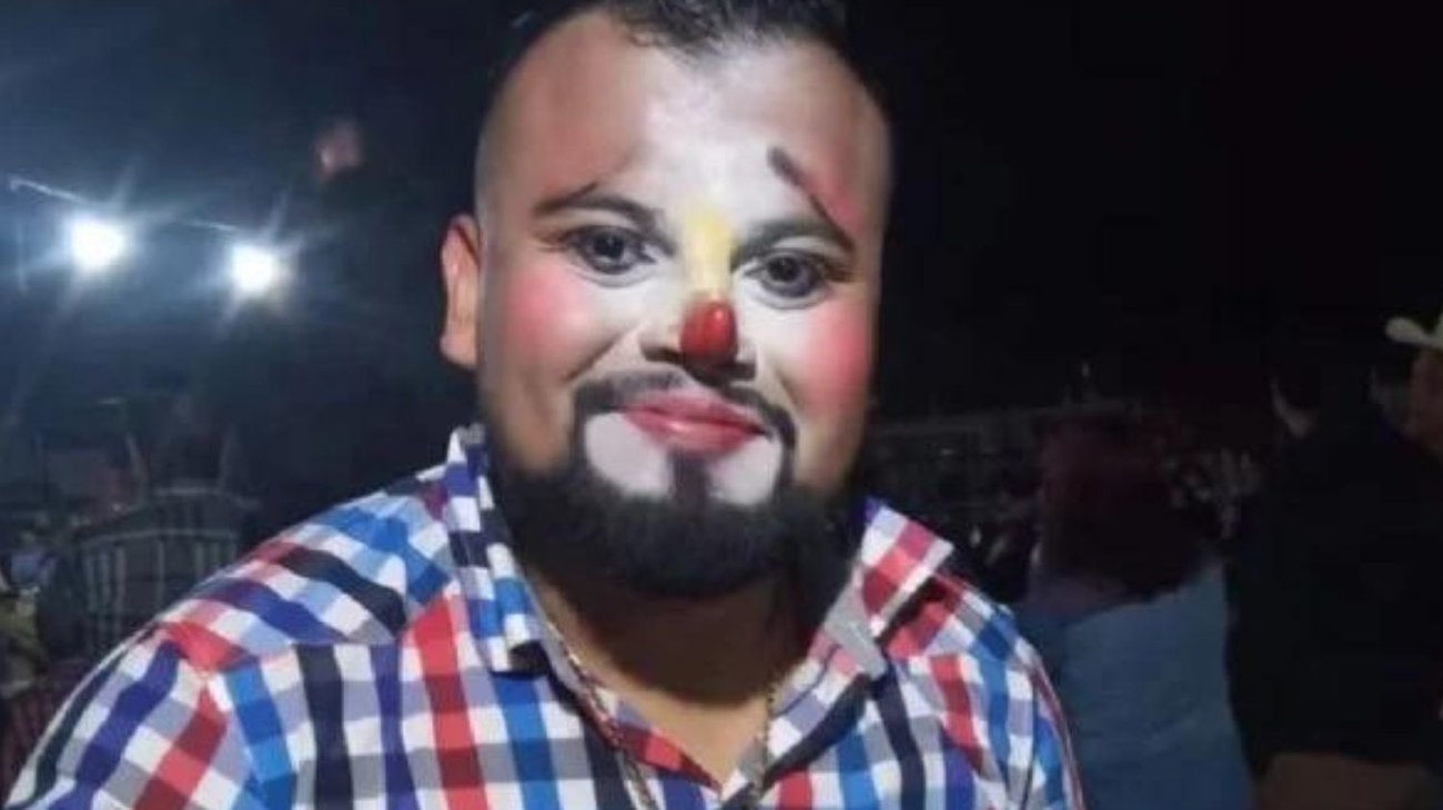 Payaso que incendió a sus hijas recibe 235 años de cárcel