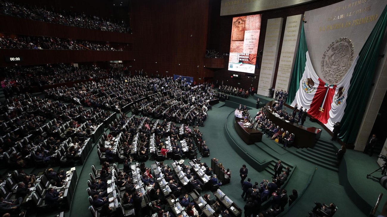 Diputados reciben iniciativa de reforma electoral de Sheinbaum