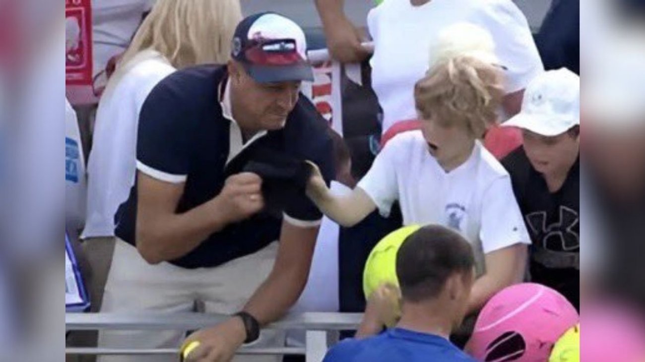 Empresario polaco se disculpa por quitar gorra a niño en US Open