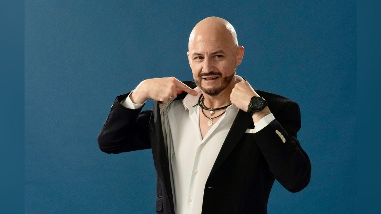 Despojan de su camioneta a John Milton en Sinaloa