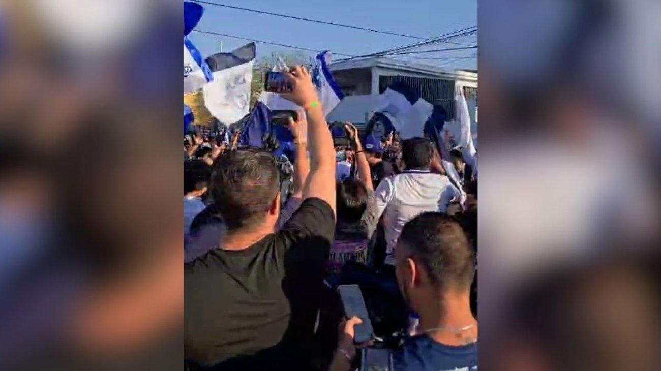 El color del Clásico más pasional de México lo pone su gente