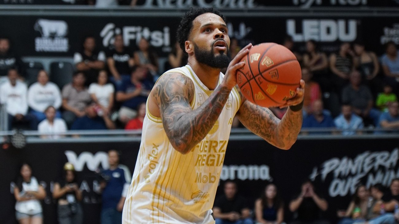 Fuerza Regia remonta ante Panteras y sigue en el top 3