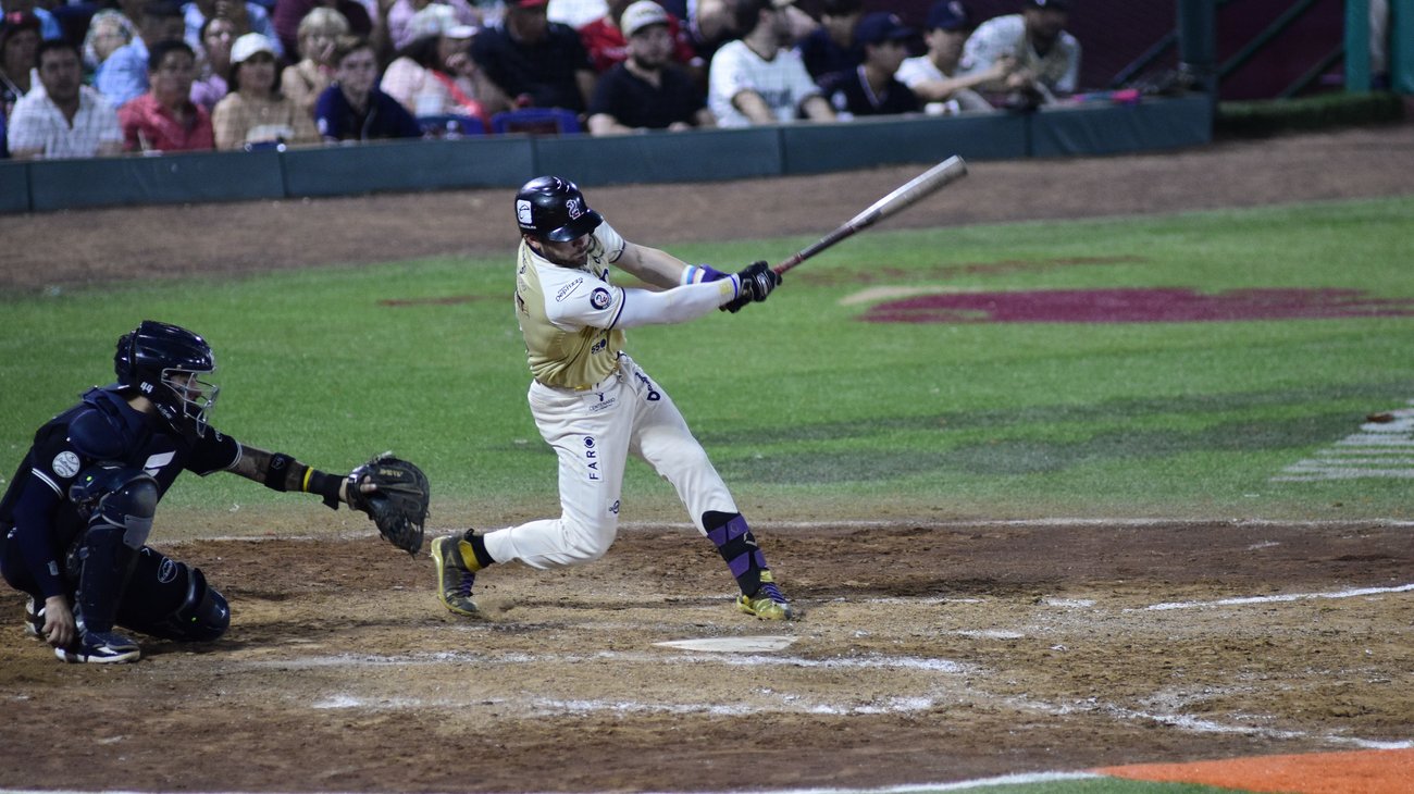 Sultanes gana 2-0 y vuelve a Monterrey con objetivo de Final