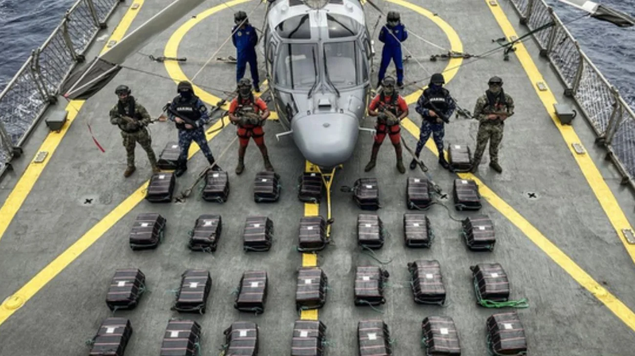 Decomisan_mas_de_una_tonelada_de_droga_en_costas_de_Guerrero_f965ca8543