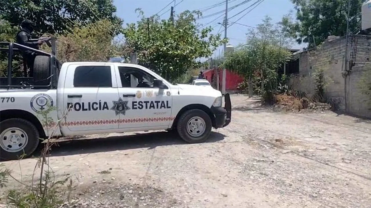 Dejan 7 cuerpos desmembrados frente a iglesia de Guerrero