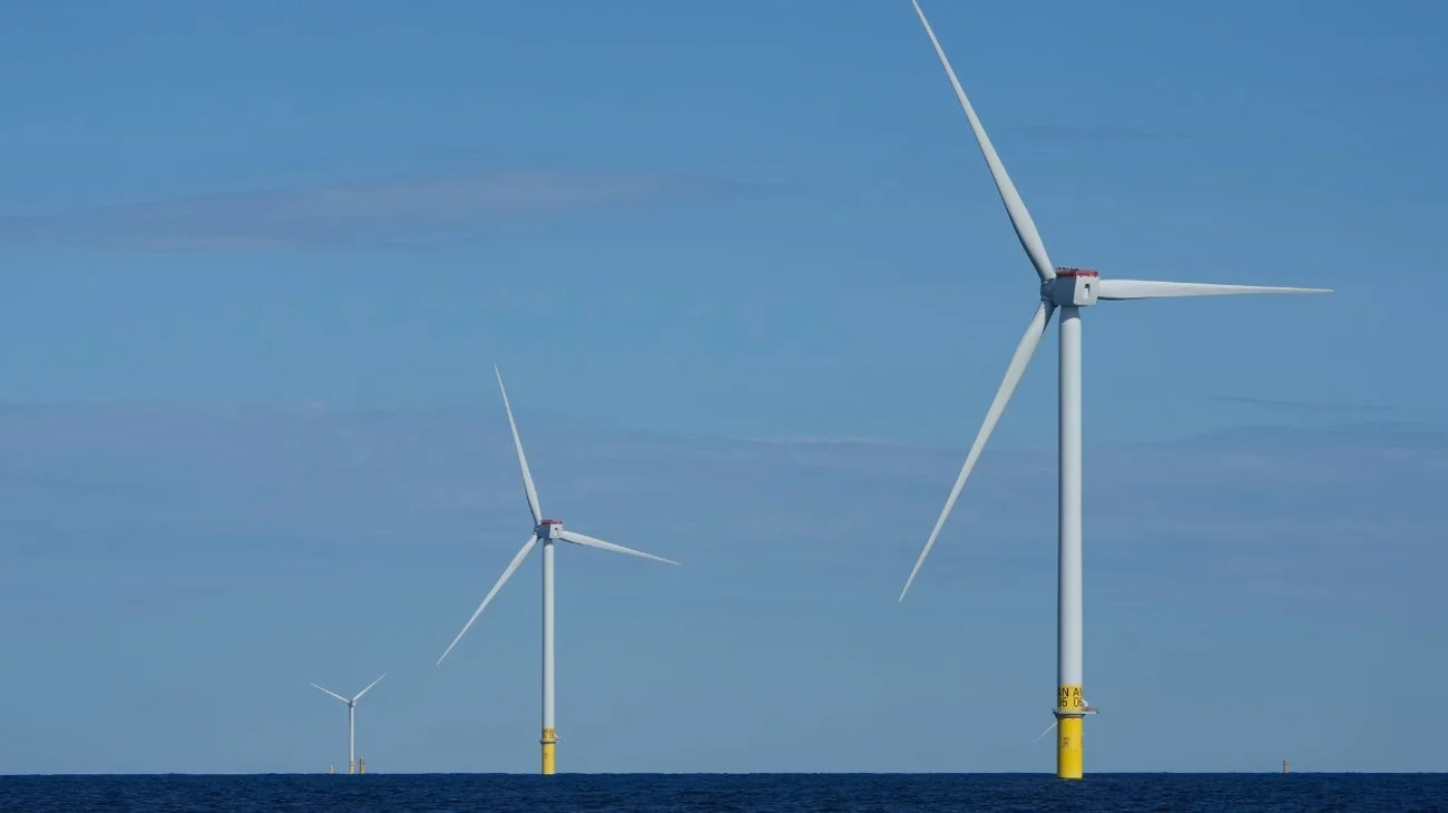 Demandan_a_Trump_17_fiscales_por_bloquear_desarrollo_de_energia_eolica_77dcfc4823