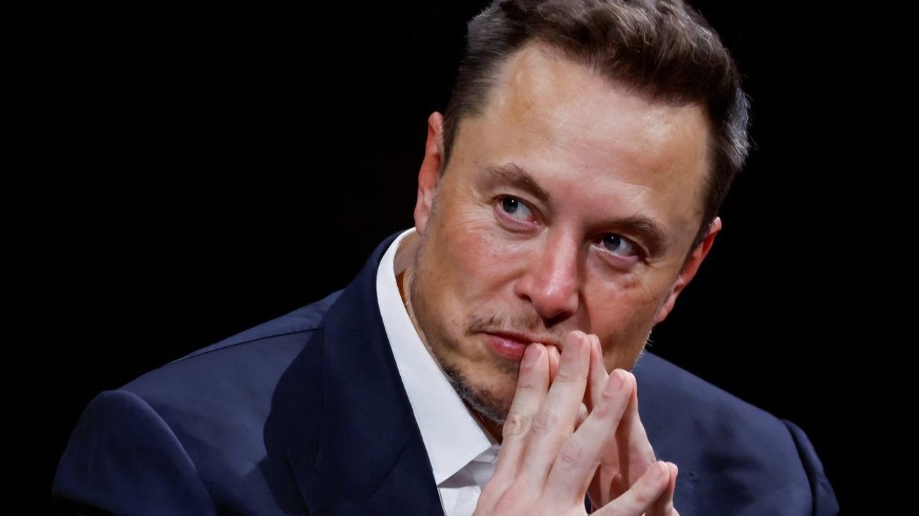 Denuncia_Musk_a_Open_AI_y_Apple_por_asfixiar_la_competencia_en_IA_5002d7abfa