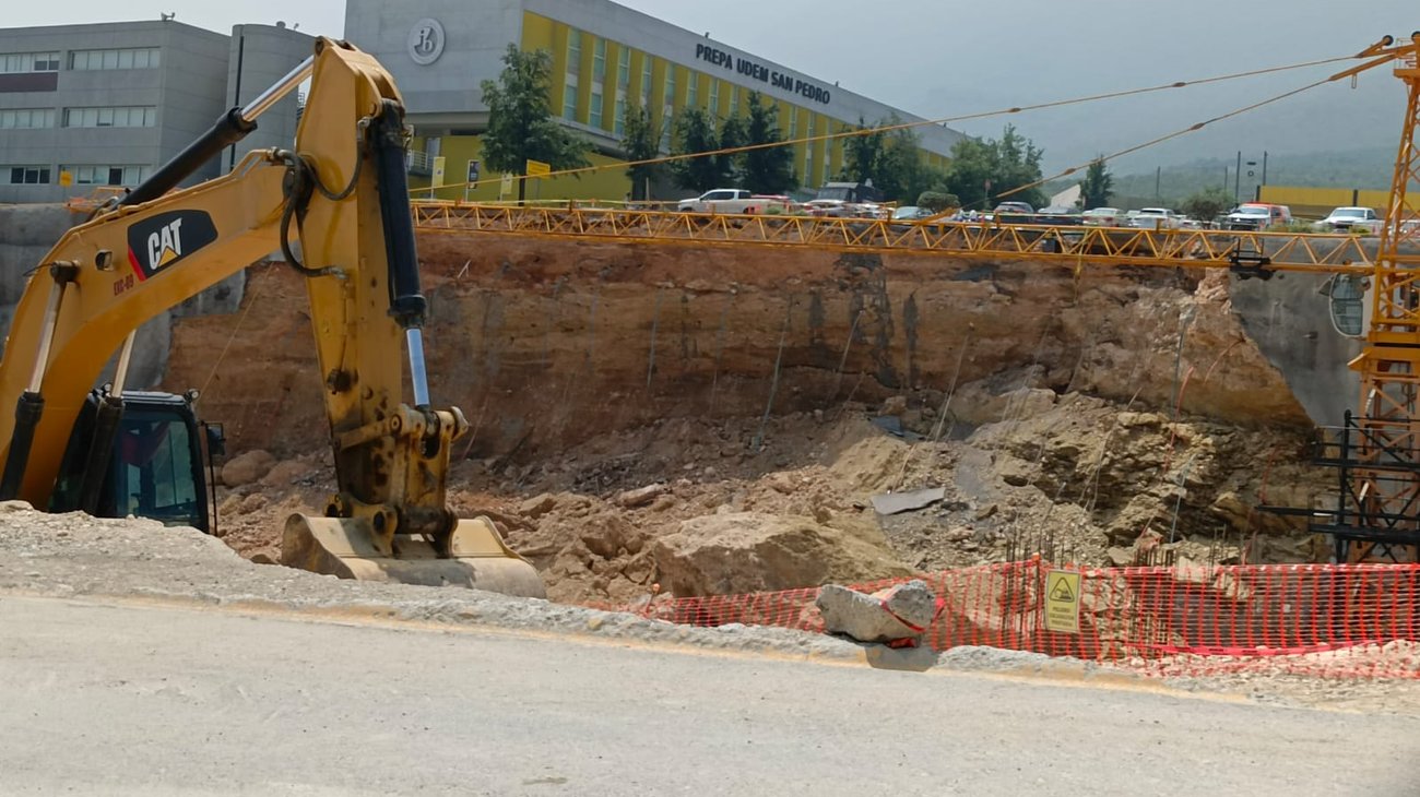 Sigue detenida obra tras derrumbe en hospital Muguerza-UDEM