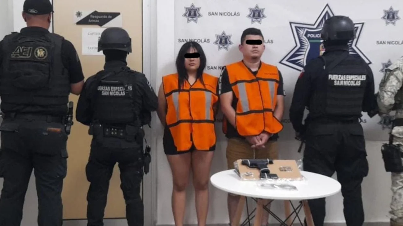 Detienen a dos con arma y cartuchos en San Nicolás