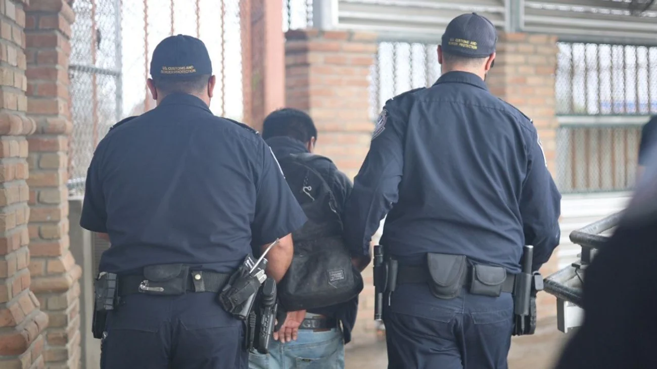 Cae fugitivo buscado por violación de menor en Nuevo México