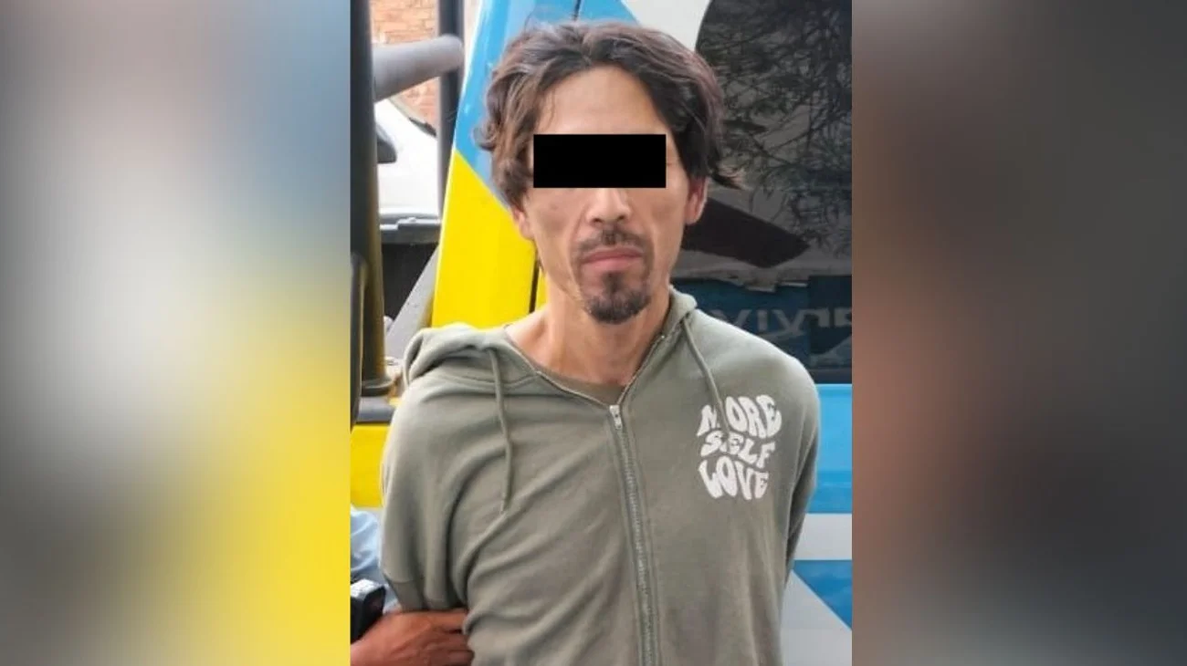 Detienen a hombre por robo a tienda de conveniencia en Monterrey