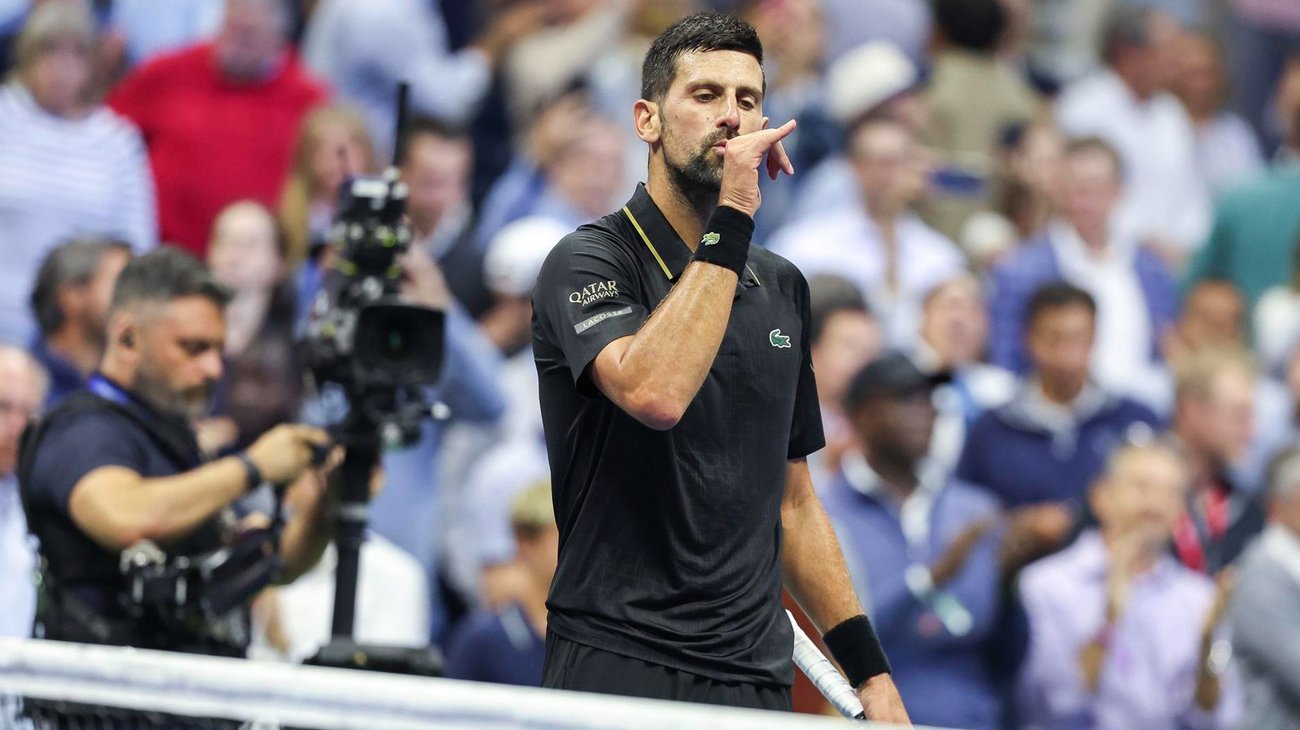 Djokovic vence a Fritz y será el rival de Alcaraz en semifinales