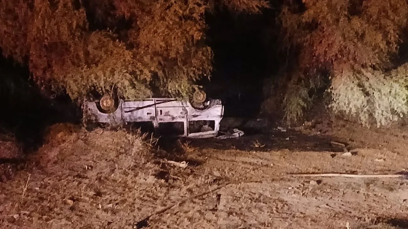 Muere hombre y tres más lesionados por accidente en Dr. Arroyo