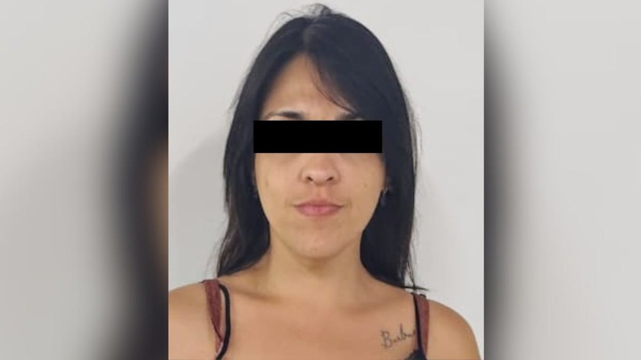 Detienen a mujer en Santiago por delitos contra la salud