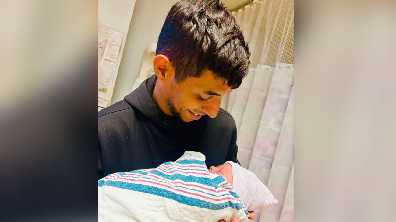 La Ametralladora y Ángel Acosta celebra el nacimiento de su hijo