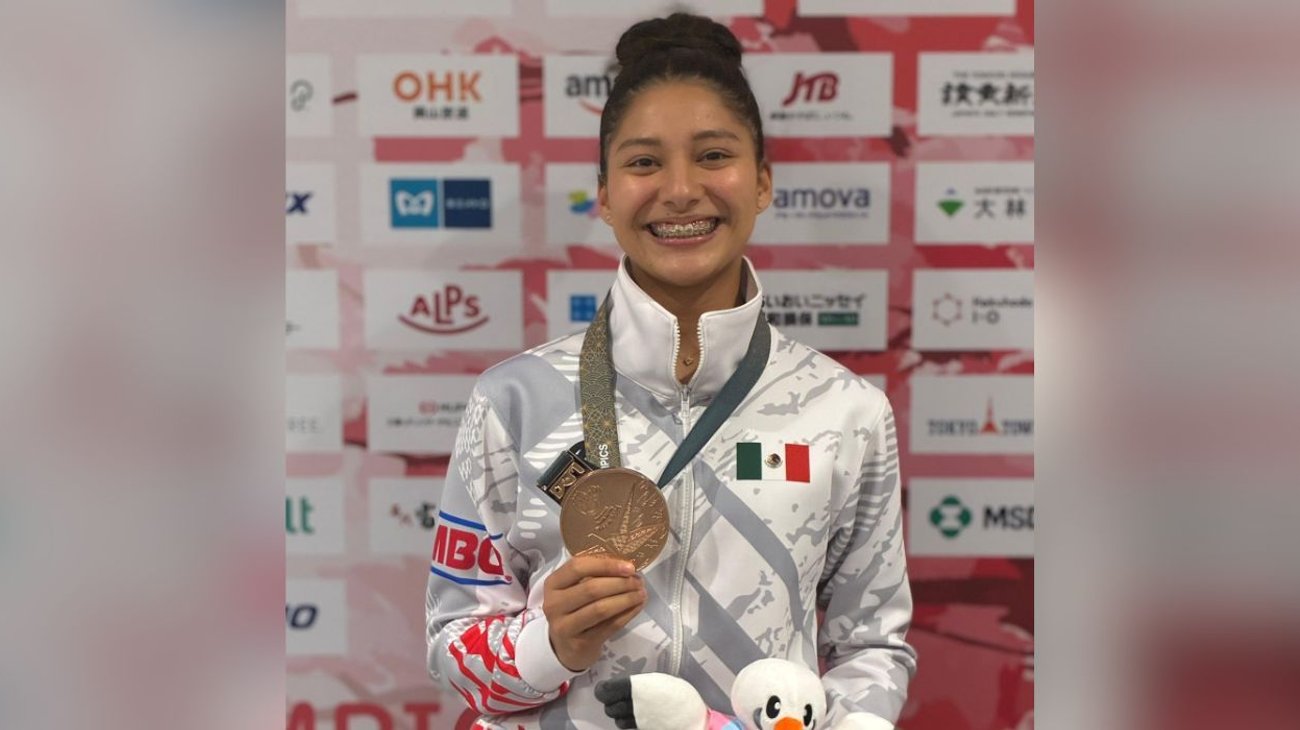 EH_FOTO_VERTICAL_2025_11_23_T140018_386_5cf7520a46