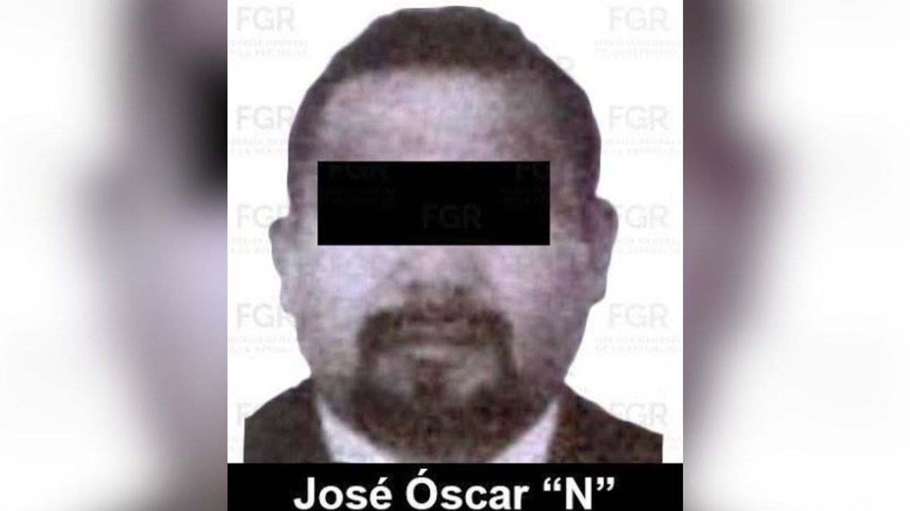 Condenan a 27 años a exfuncionario por Delincuencia Organizada