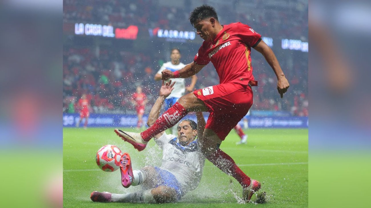 Rayados pierde racha de 8 juegos y cae 6-2 ante Toluca