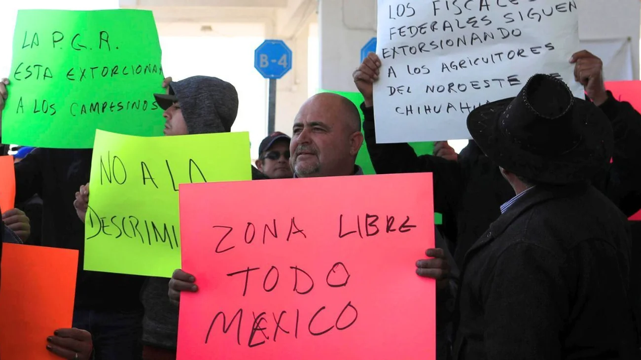 Menonitas protestan contra presuntas extorsiones de Fiscalía