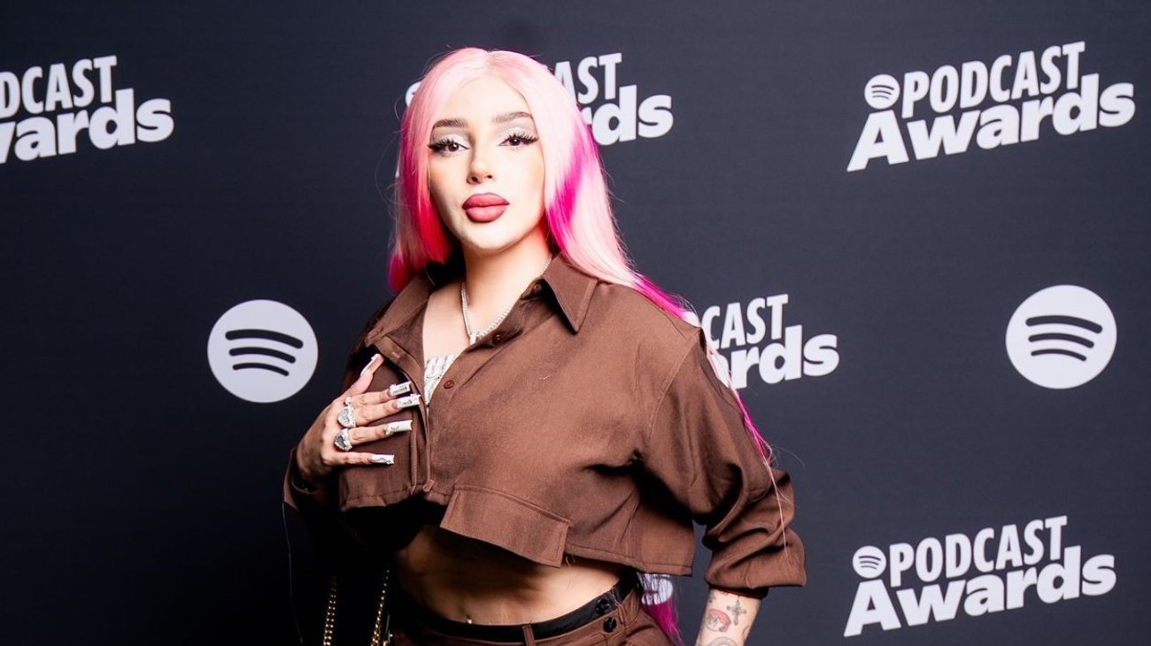 Bellakath confirma interés en trabajar con Emiliano Aguilar