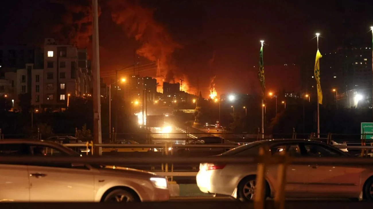 Israel declara haber atacado sede del Ministerio de Defensa iraní