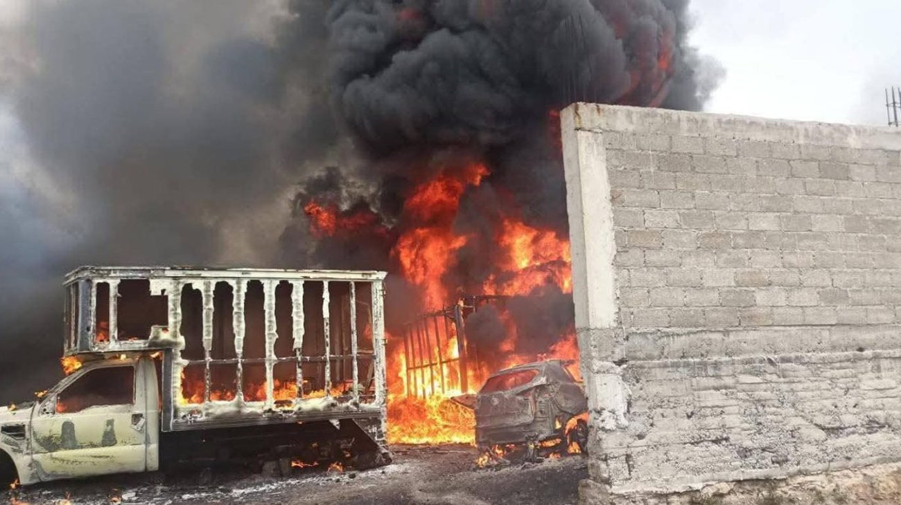 Explota cisterna de huachicol en el Estado de México