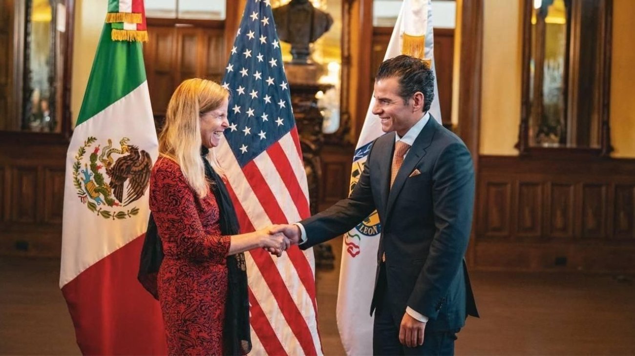 Fortalece Miguel Flores relación bilateral con EUA