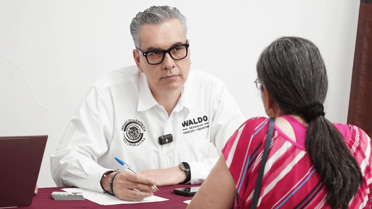 Arranca Waldo Fernández con 'Escritorio callejero' 